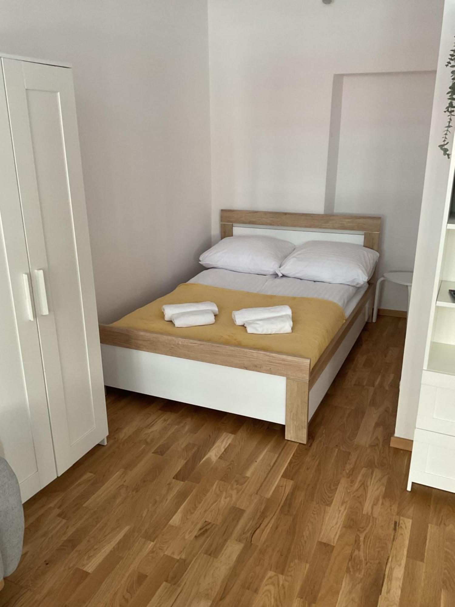 Appartamento Omorika Na Zamkowej Cracovia Esterno foto